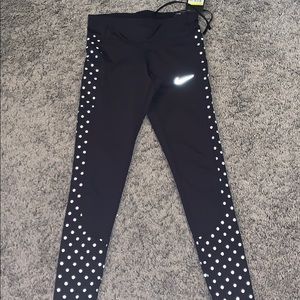 NWT Nike Power Leggings